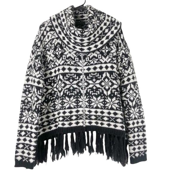 Jessica Simpson Sweater Womens M Black White Cowl Neck Fringe Fair Isle Nordic - Picture 2 of 5